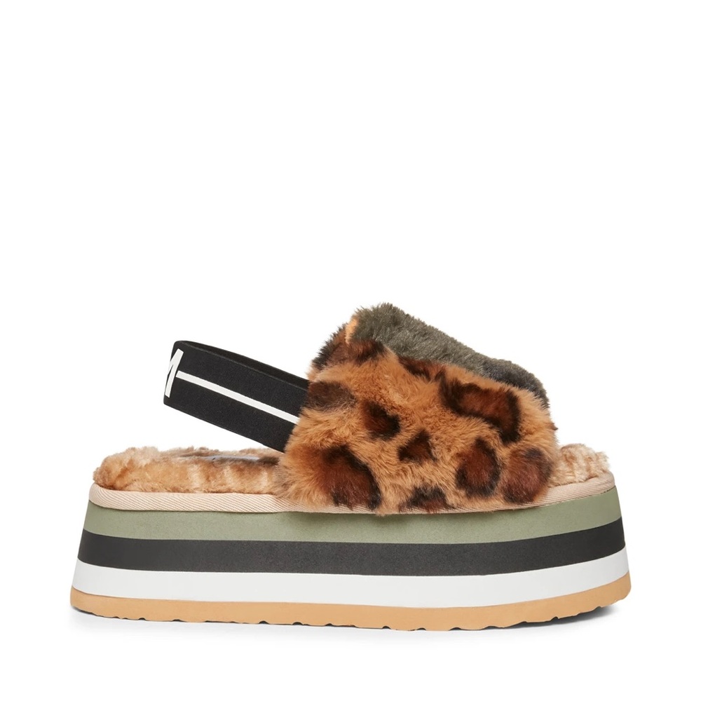 Steve Madden flatform sandals